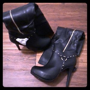 4in. Knee High. Platform. Black. Gold. Zippers. 8